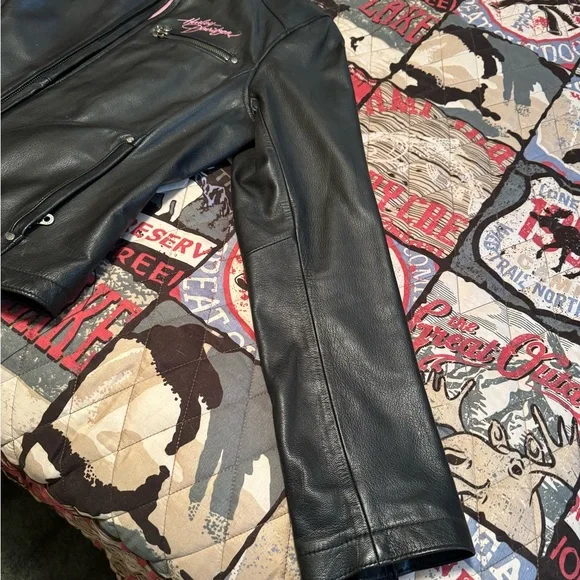 Harley-Davidson Ladies leather jacket size large - Picture 9 of 10